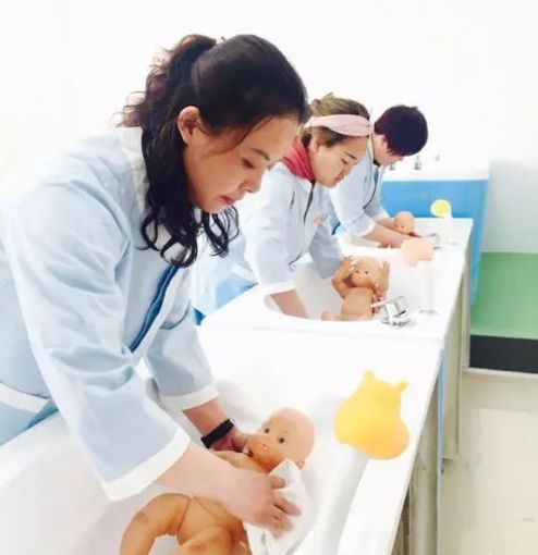 泰安育婴师的职责和义务